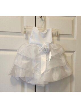 Crayon Kids Solid White Tiered Easter Holiday Special Occasion Dress Size 12 Mo